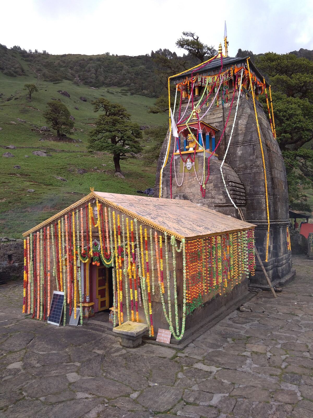 Madmaheshwar Temple